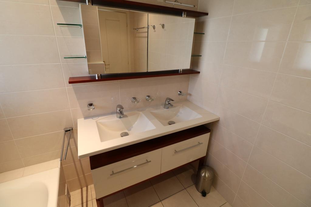 2 Bedroom & Palais Royal 2 Mins From Croisette And Carlton Apartamento