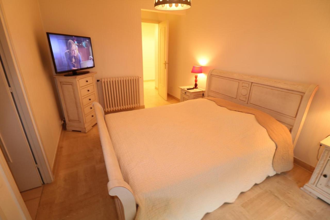 2 Bedroom & Palais Royal 2 Mins From Croisette And Carlton Cannes